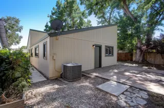 Photo #6: 222097295 Listing