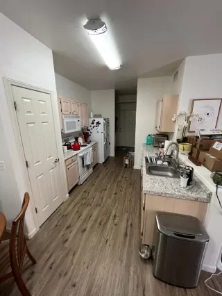 Photo #3: 222097352 Listing 