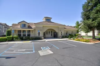 Photo #4: 222097358 Listing 