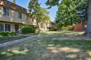 Photo #1: 222097383 Listing