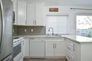 Photo #6: 222097383 Listing