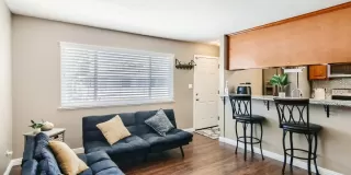 Photo #6: 222097396 Listing