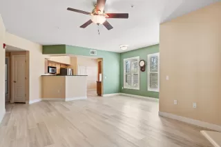 Photo #5: 222097810 Listing