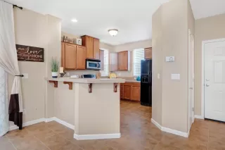 Photo #5: 222098754 Listing 