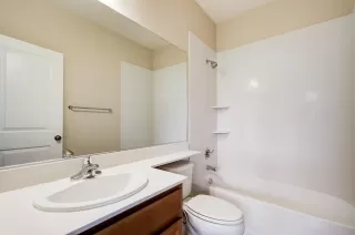 Photo #5: 222099922 Listing 