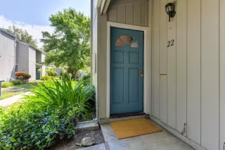 Photo #1: 222100030 Listing