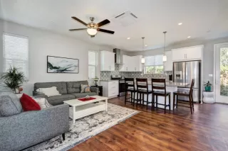 Photo #5: 222100210 Listing 