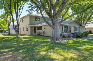 Photo #1: 222100358 Listing 