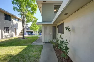 Photo #2: 222100358 Listing 