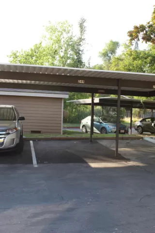 Photo #2: 222100552 Listing 