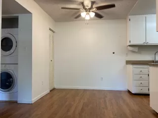 Photo #4: 222100552 Listing 