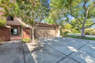 Photo #1: 222100659 Listing