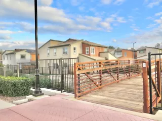 Photo #4: 222100971 Listing