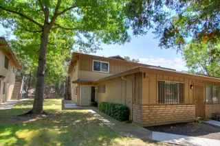 Photo #1: 222101220 Listing