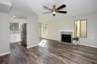 Photo #5: 222101481 Listing