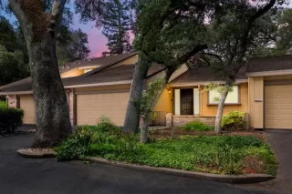 Photo #1: 222101697 Listing