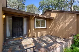 Photo #4: 222101697 Listing