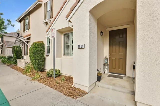 MLS: 222101950 Condo For Sale