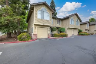 Photo #1: 222102117 Listing