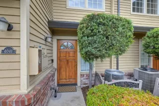 Photo #3: 222102117 Listing