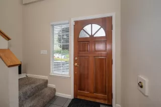 Photo #4: 222102117 Listing