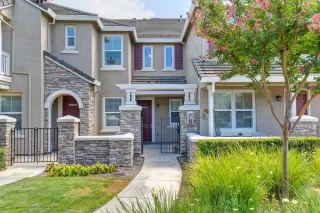 Photo #3: 222102566 Listing