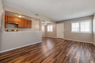 Photo #3: 222102930 Listing 
