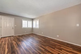 Photo #4: 222102930 Listing 
