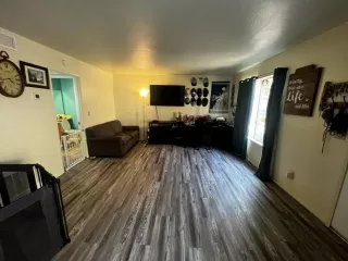 Photo #2: 222102951 Listing