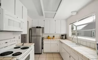 Photo #2: 222102999 Listing 