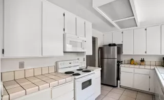 Photo #4: 222102999 Listing 