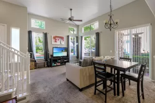 Photo #1: 222103755 Listing 