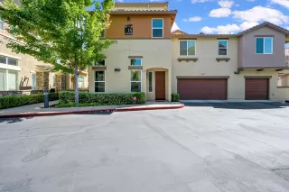 Photo #2: 222103755 Listing 