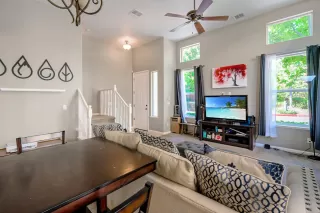 Photo #6: 222103755 Listing 