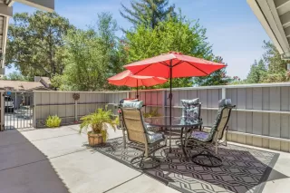 Photo #1: 222104563 Listing