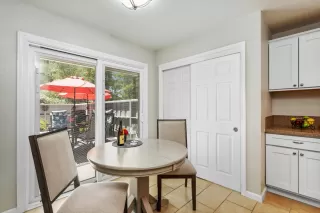 Photo #3: 222104563 Listing