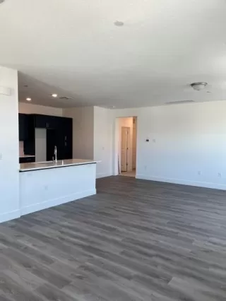 Photo #3: 222104606 Listing 