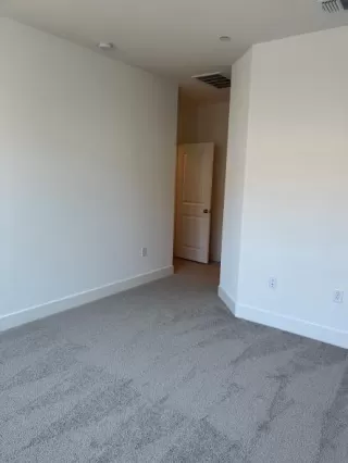 Photo #5: 222104606 Listing 