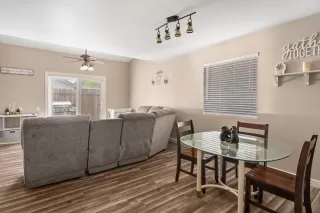 Photo #6: 222105027 Listing