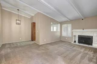 Photo #1: 222105397 Listing