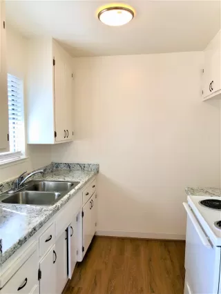 Photo #6: 222105532 Listing