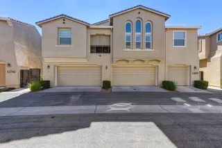 Photo #1: 222106306 Listing