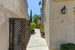 Photo #2: 222106306 Listing