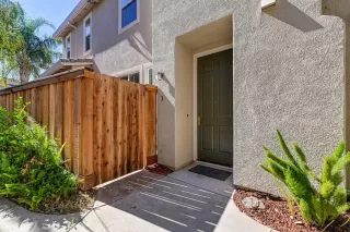 Photo #3: 222106306 Listing