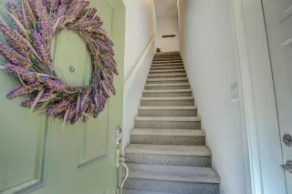 Photo #4: 222106409 Listing