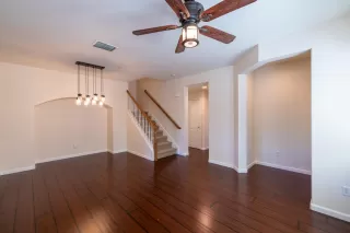 Photo #2: 222106649 Listing