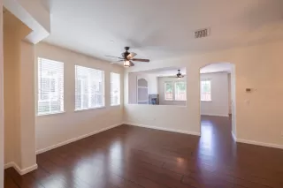 Photo #5: 222106649 Listing