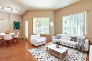 Photo #3: 222106654 Listing