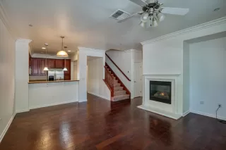 Photo #1: 222106912 Listing 