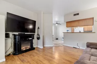 Photo #5: 222106995 Listing